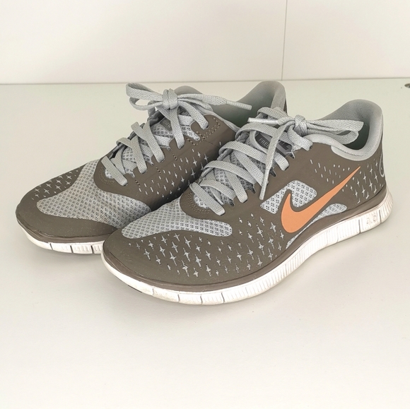 Nike Free 4.0 V2 - Picture 1 of 11